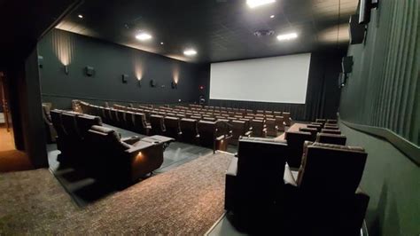 movie theaters in austintown ohio|Movie Showtimes and Theaters near Austintown, OH